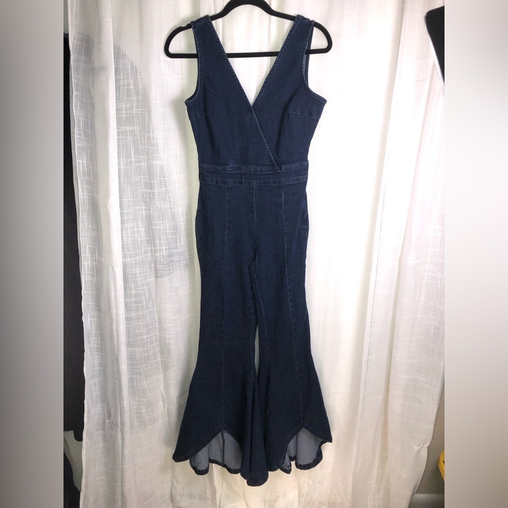VENUS Deep Blue Flared Jumpsuit size 2 NWOT - Picture 12 of 16